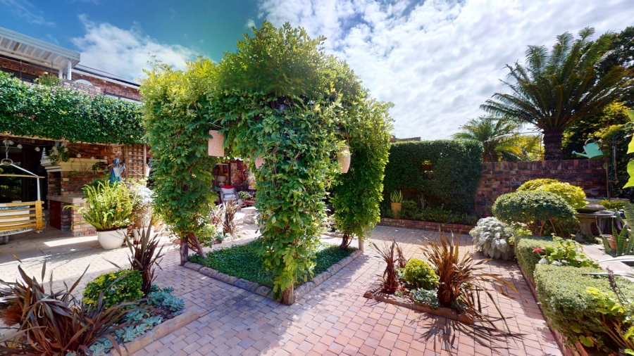 3 Bedroom Property for Sale in Humewood Eastern Cape